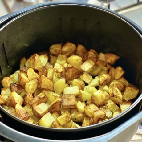 Zapečené brambory v horkovzdušné fritéze